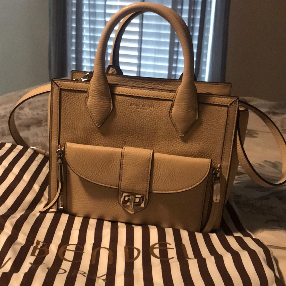 Henri bendel purse